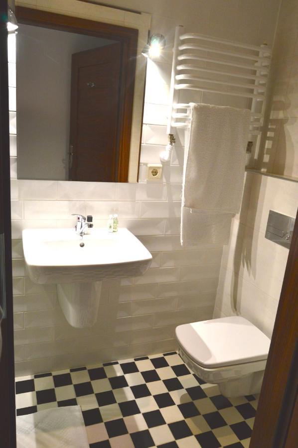 Apartamenty Next To Galeria كاتوفيتسه المظهر الخارجي الصورة