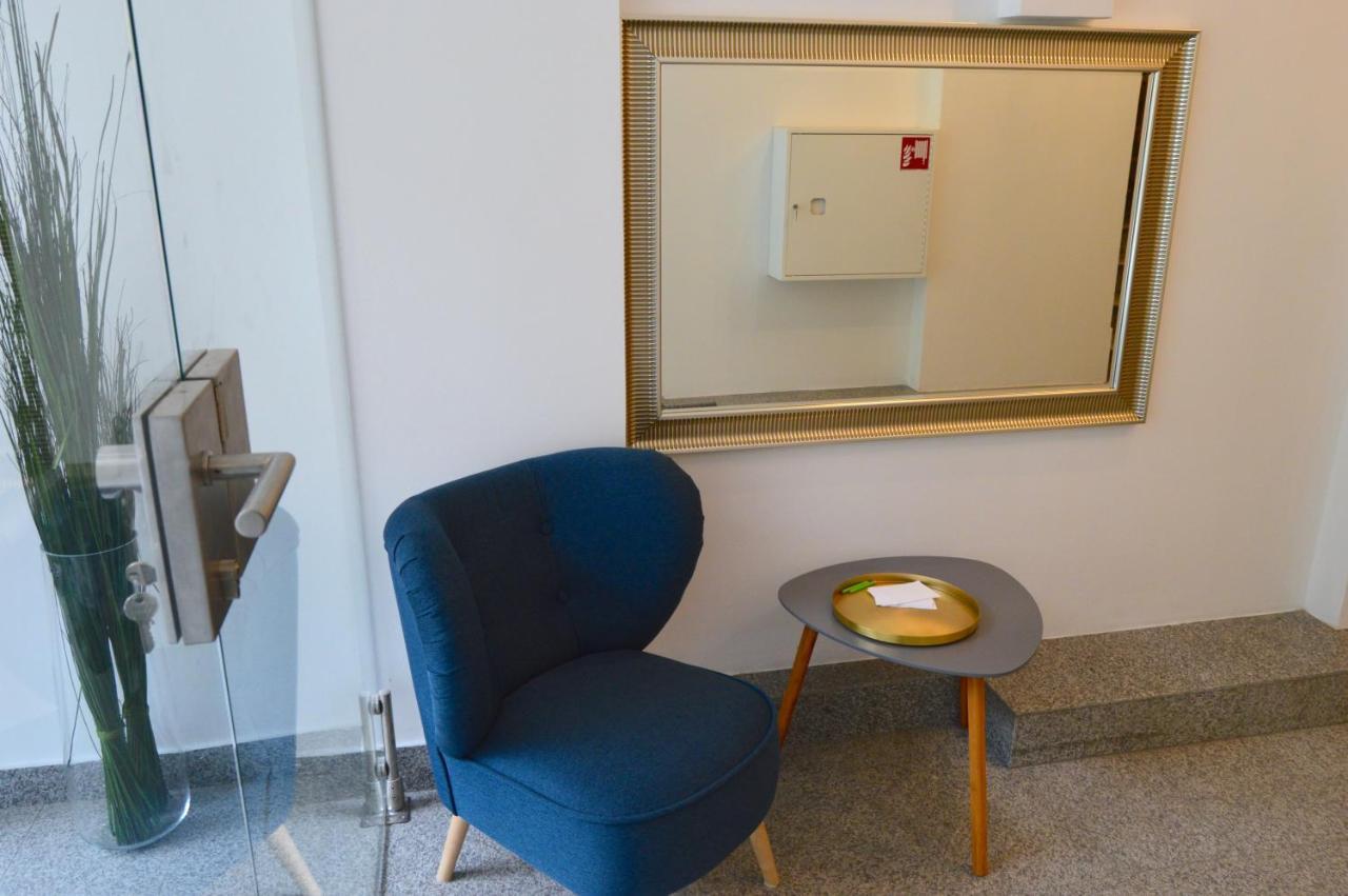 Apartamenty Next To Galeria كاتوفيتسه المظهر الخارجي الصورة